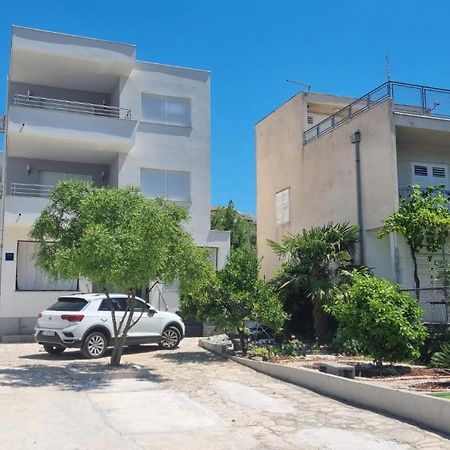 Gabi Apartment เกรบัชติซา ภายนอก รูปภาพ