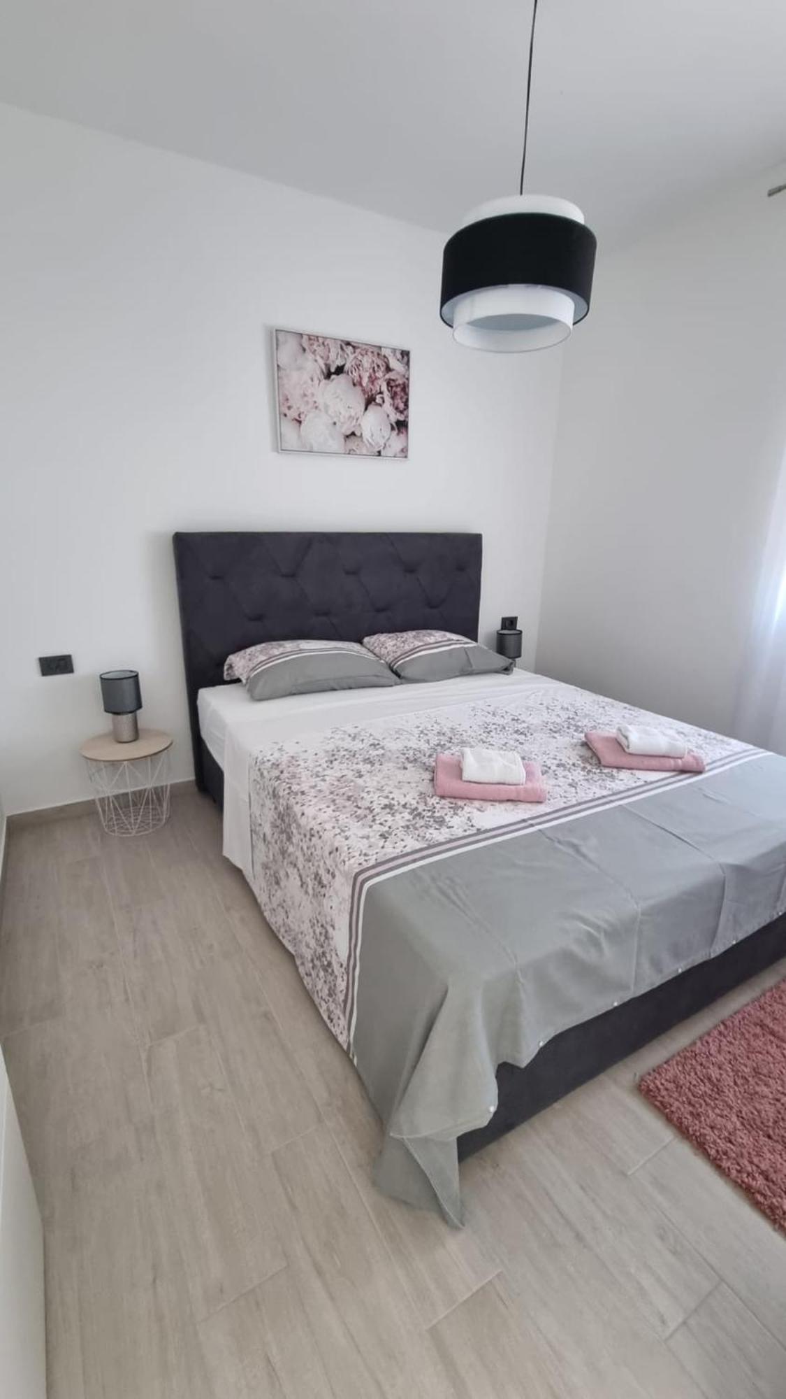 Gabi Apartment เกรบัชติซา ภายนอก รูปภาพ