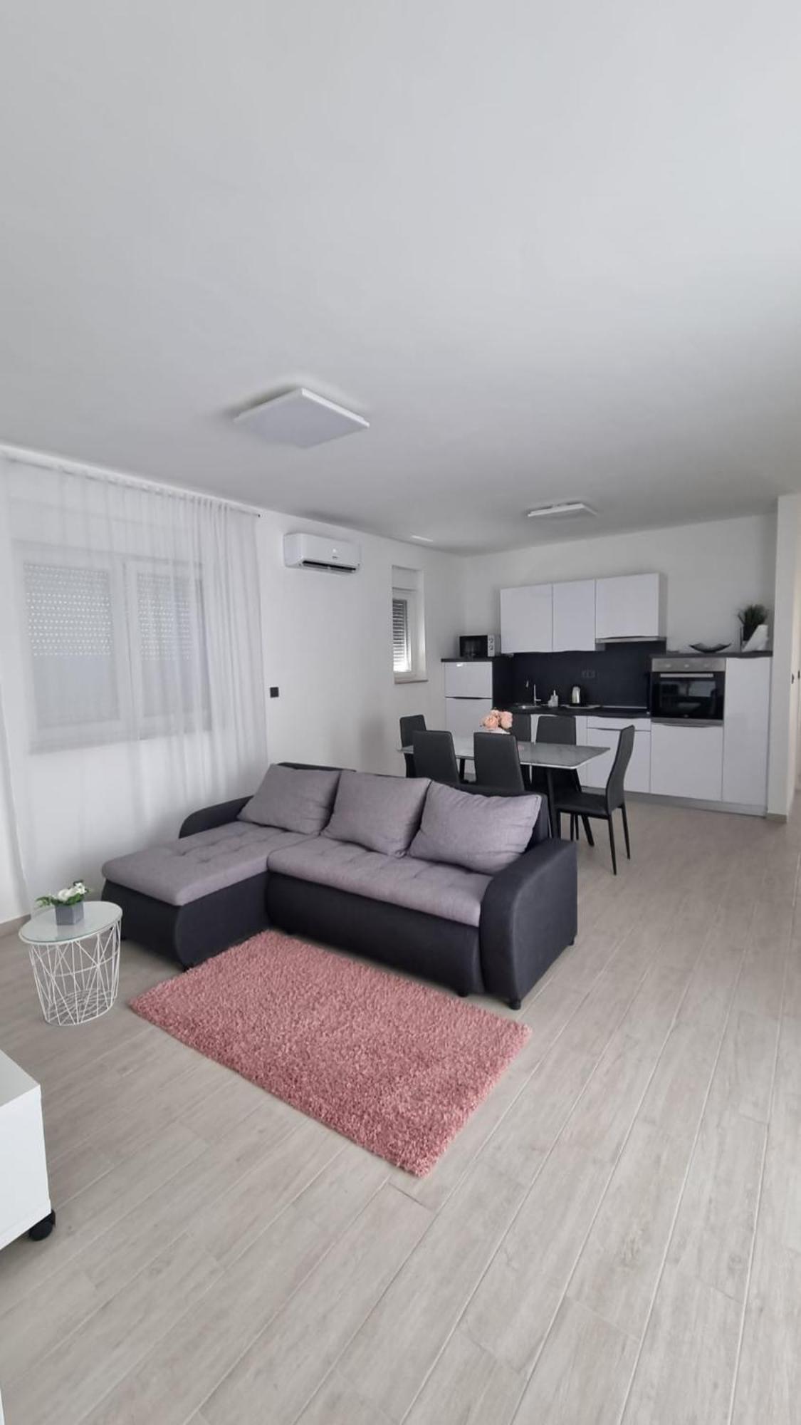 Gabi Apartment เกรบัชติซา ภายนอก รูปภาพ